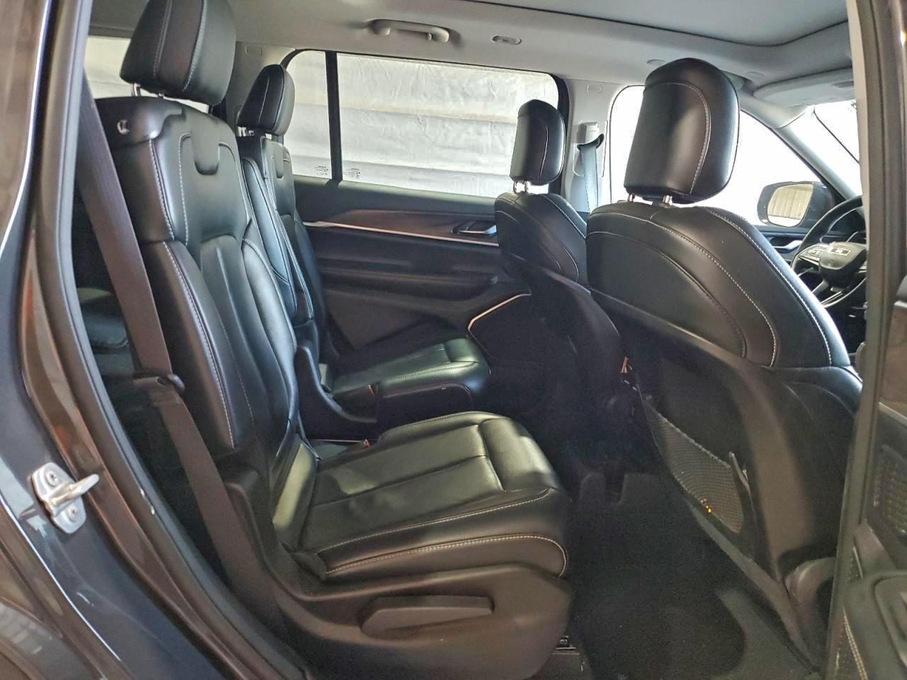 2022 JEEP GRAND CHEROKEE L LIMITED photo 11