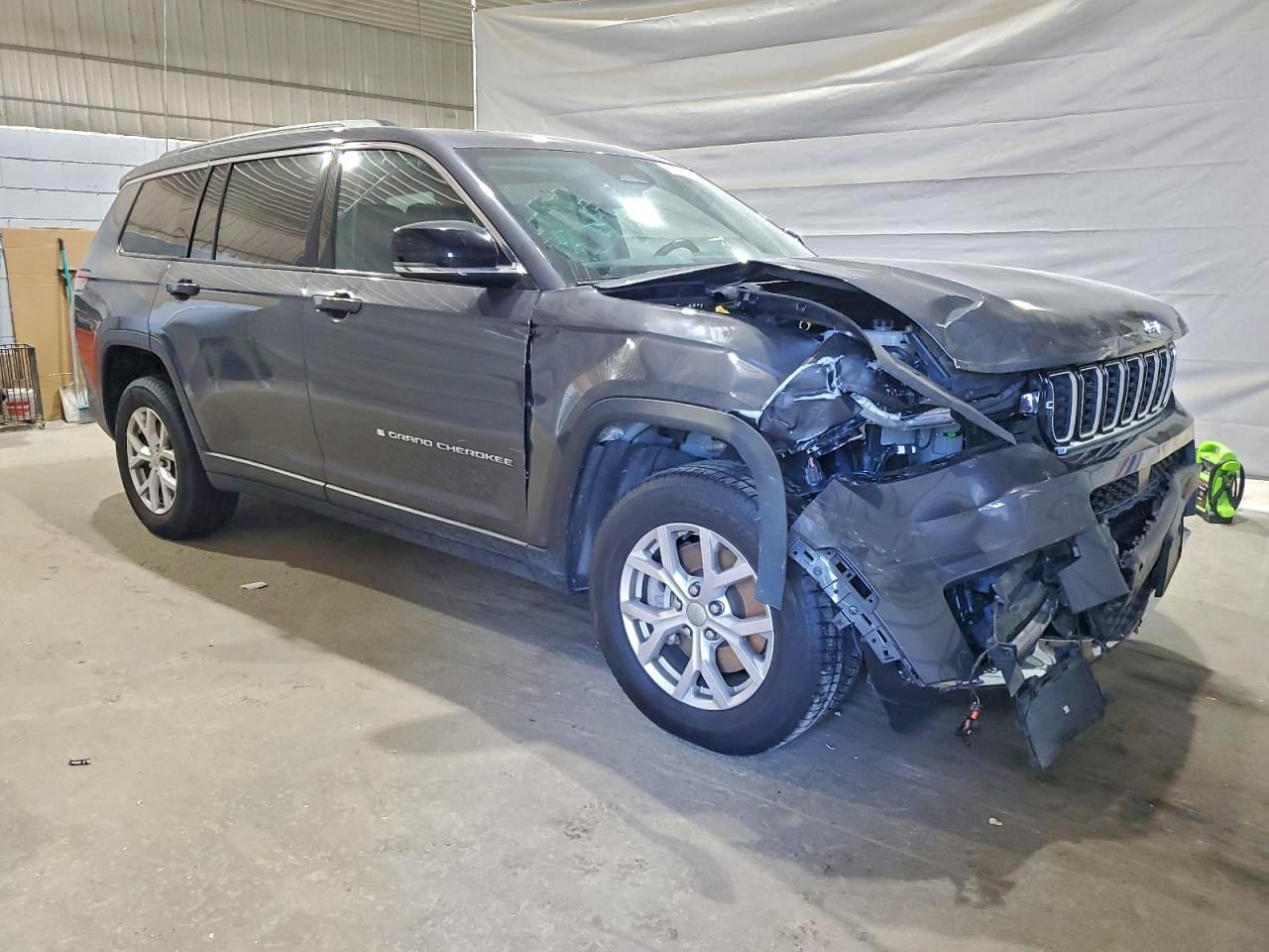 2022 JEEP GRAND CHEROKEE L LIMITED photo 4