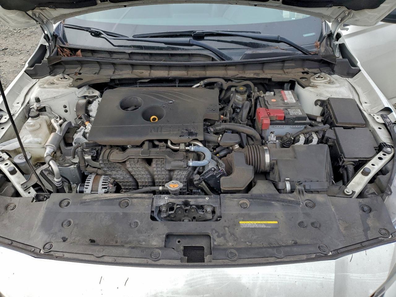 2019 NISSAN ALTIMA SR photo 11
