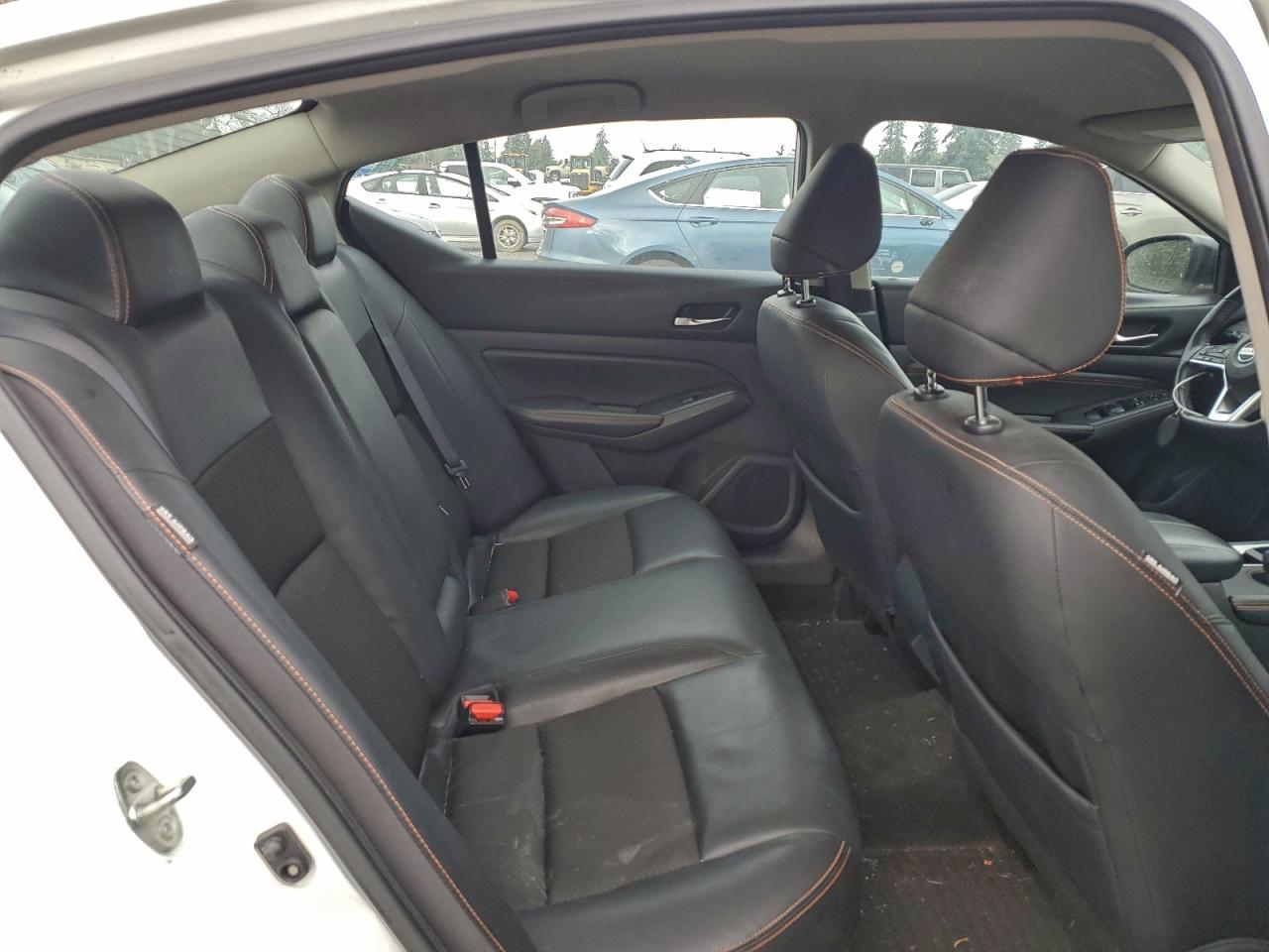 2019 NISSAN ALTIMA SR photo 10