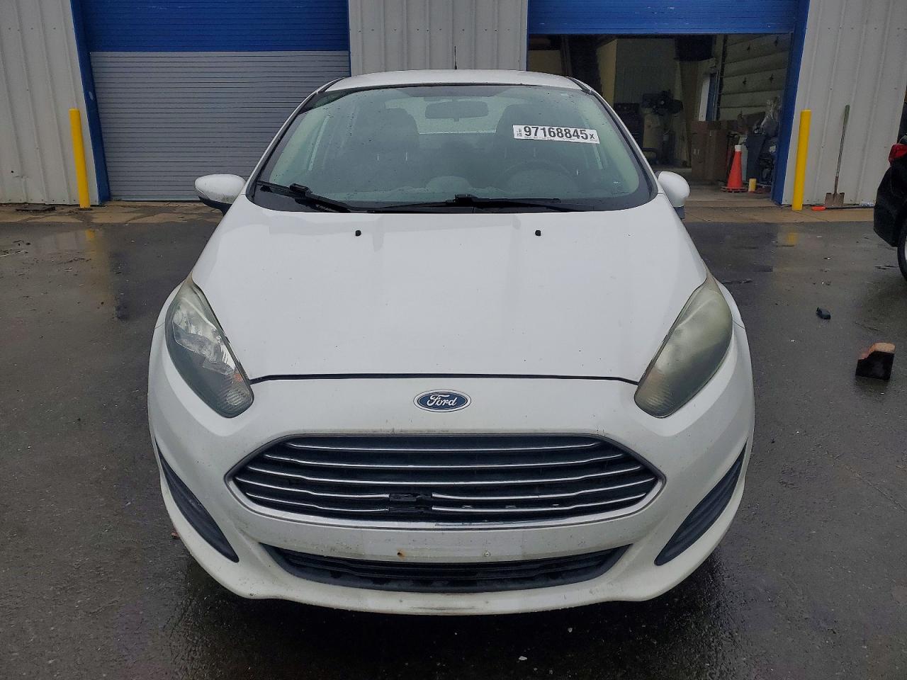 2015 FORD FIESTA SE photo 5