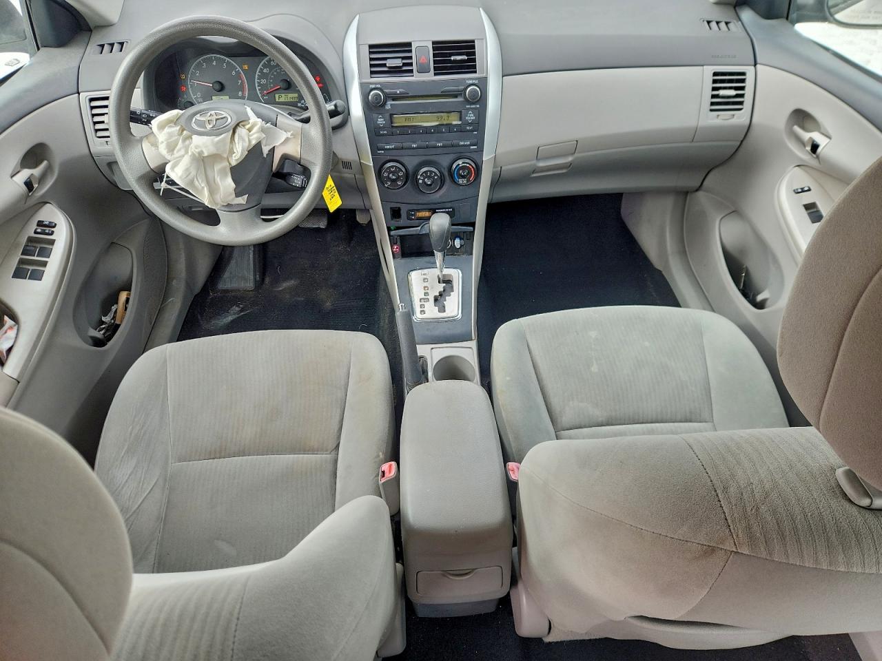 2010 TOYOTA COROLLA BASE photo 8