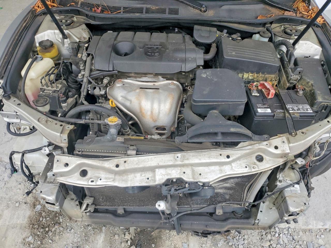 2011 TOYOTA CAMRY BASE photo 11