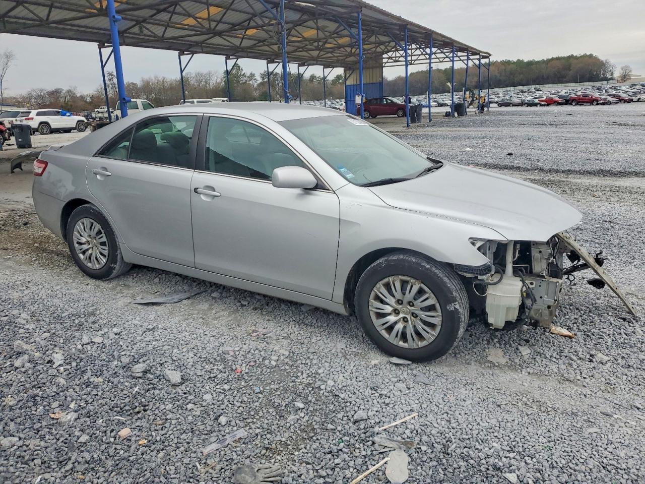 2011 TOYOTA CAMRY BASE photo 4