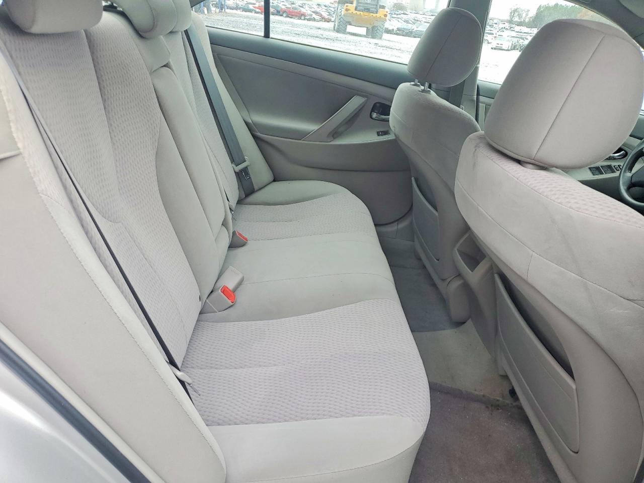 2011 TOYOTA CAMRY BASE photo 10
