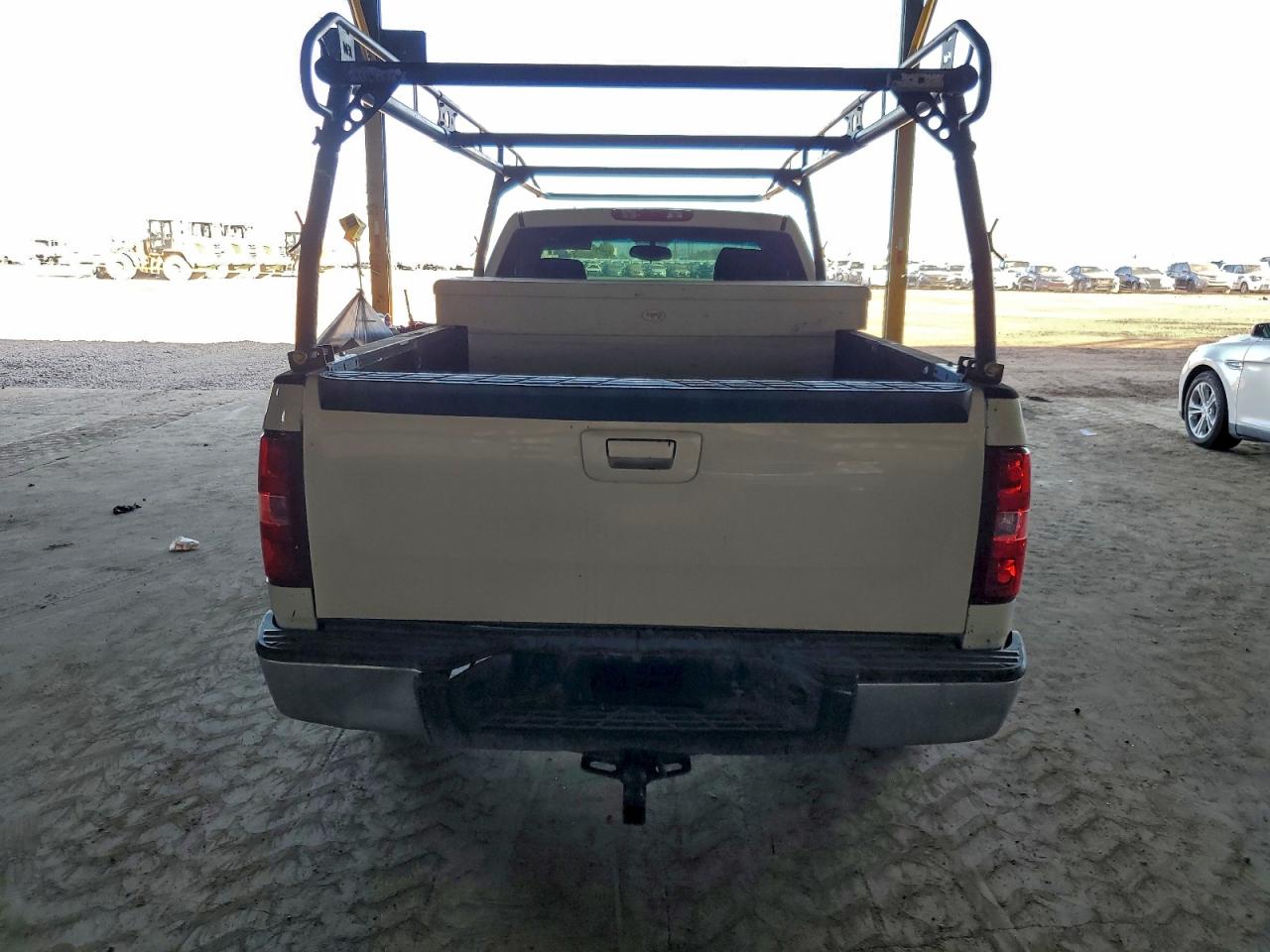2009 CHEVROLET SILVERADO C1500 photo 6
