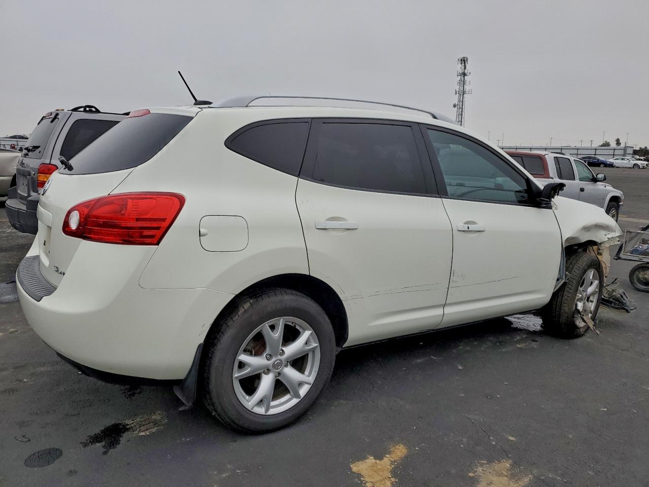2009 NISSAN ROGUE S photo 3