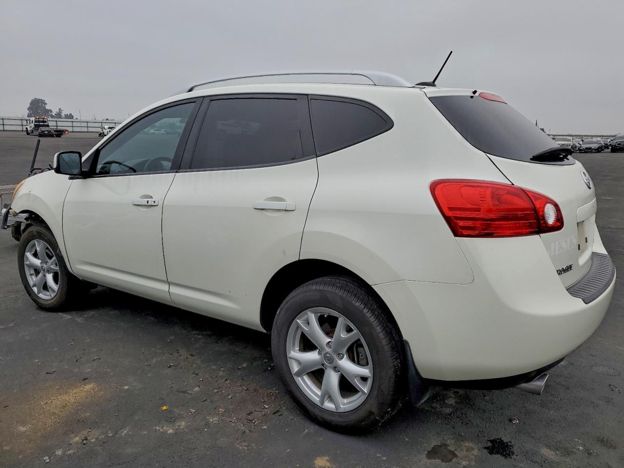 2009 NISSAN ROGUE S photo 2
