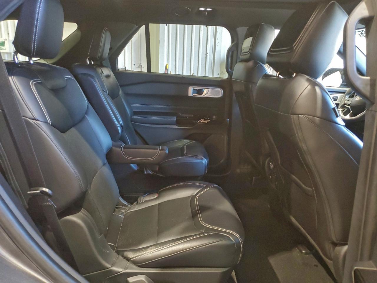 2021 FORD EXPLORER ST photo 19