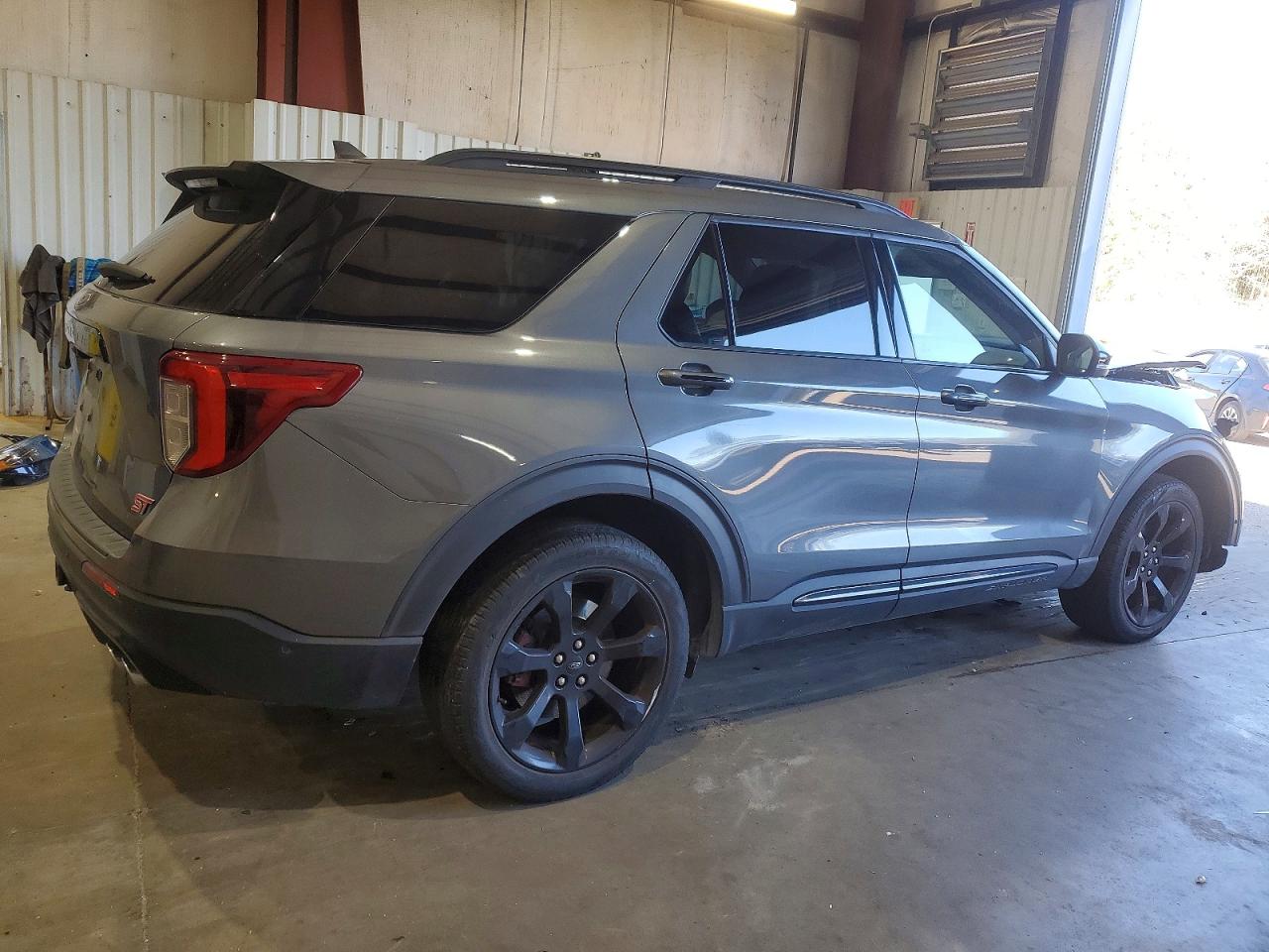 2021 FORD EXPLORER ST photo 5