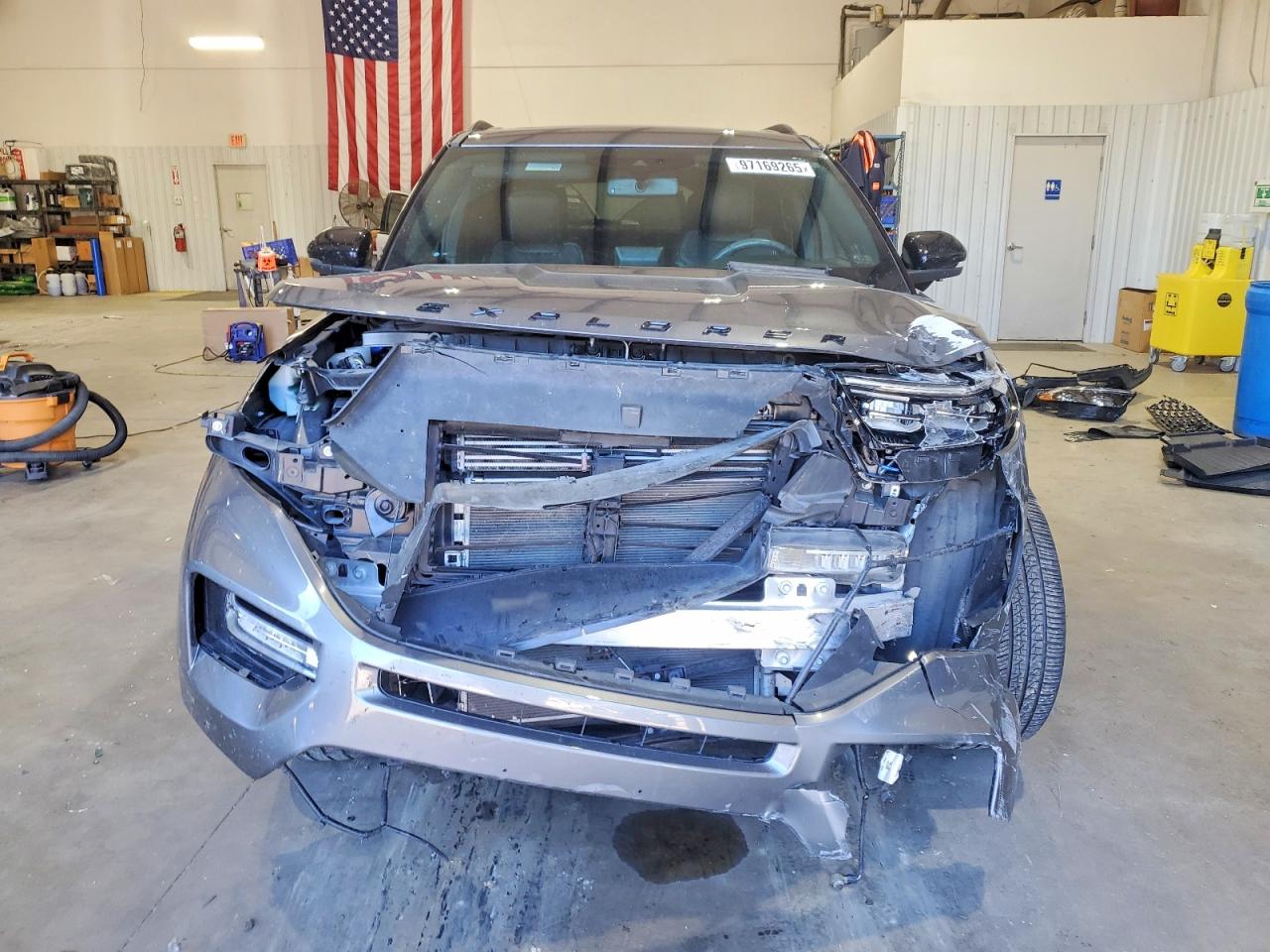 2021 FORD EXPLORER ST photo 9