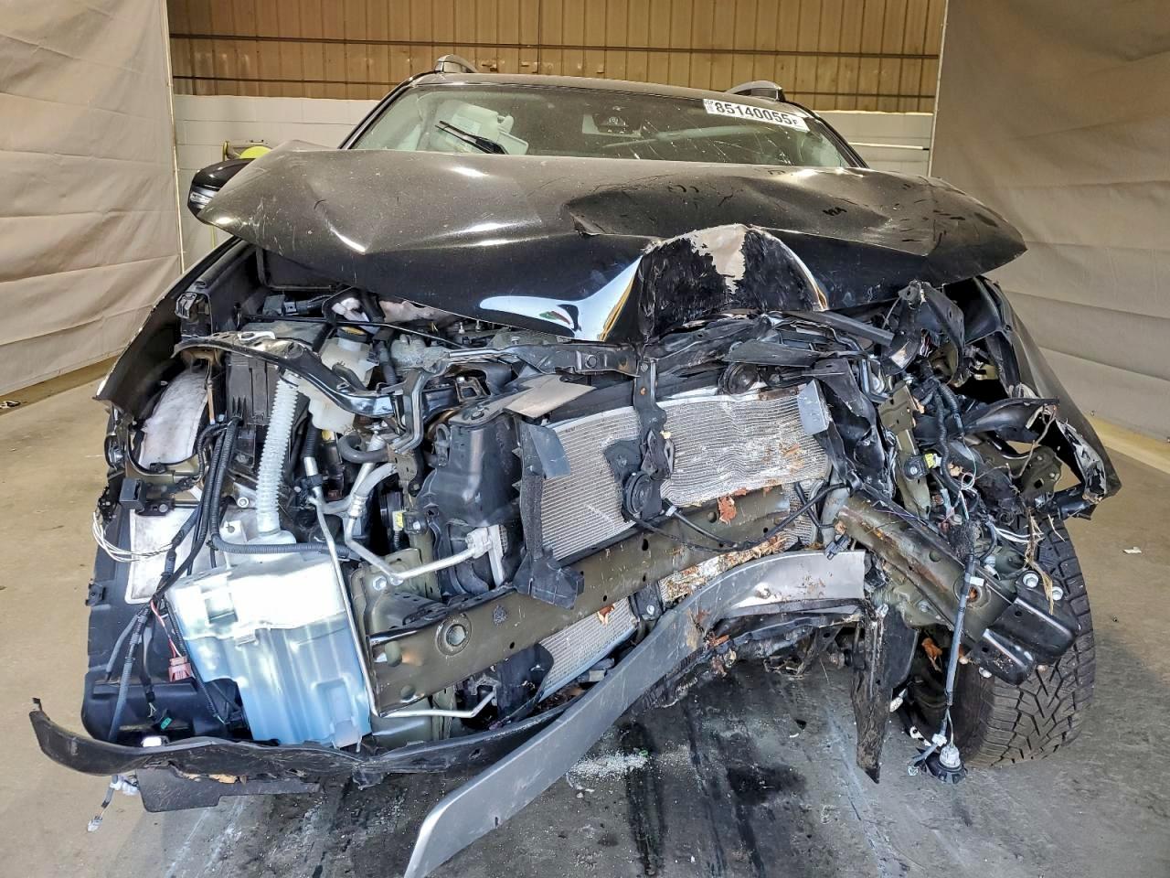 2017 TOYOTA RAV4 XLE photo 5