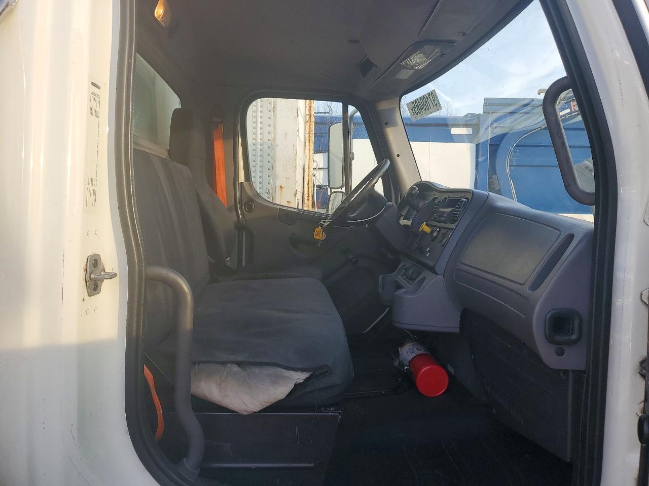 2020 FREIGHTLINER BUSINESS CLASS M2 BOX TRUCK photo 6