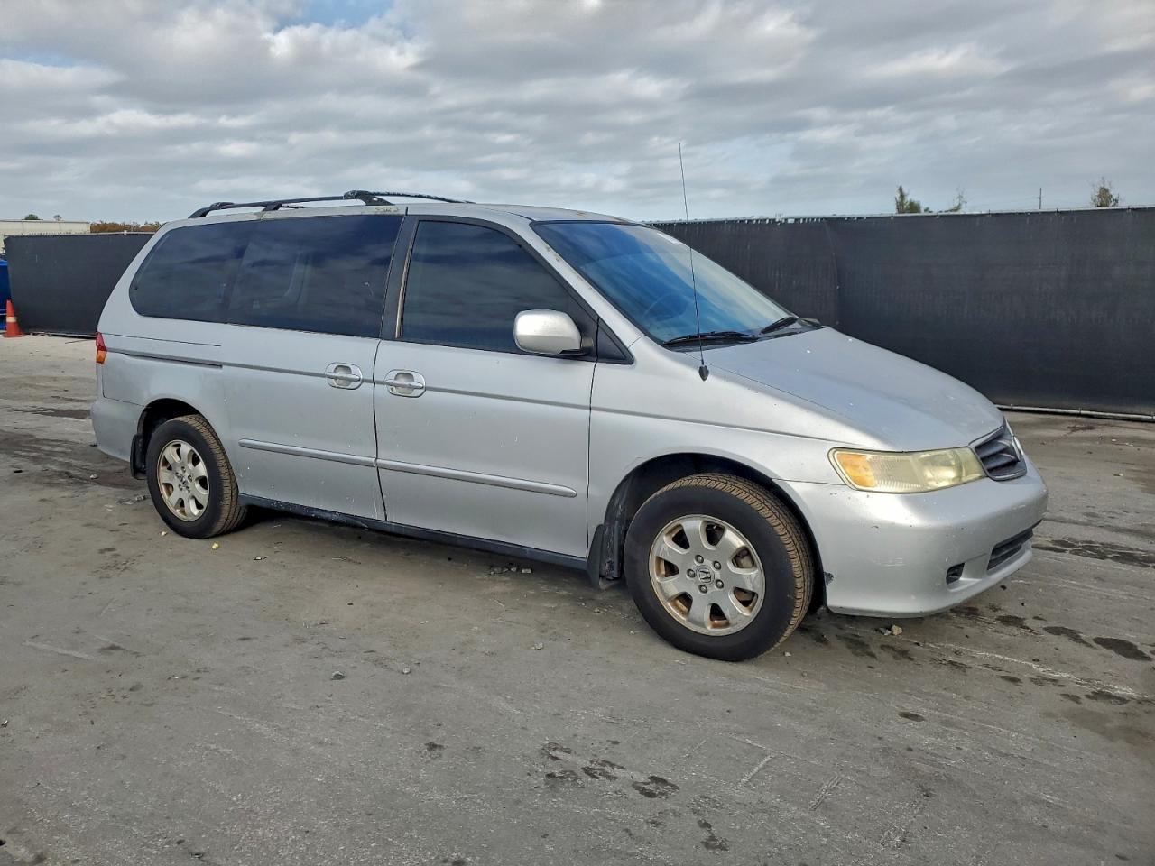 2002 HONDA ODYSSEY EX photo 4