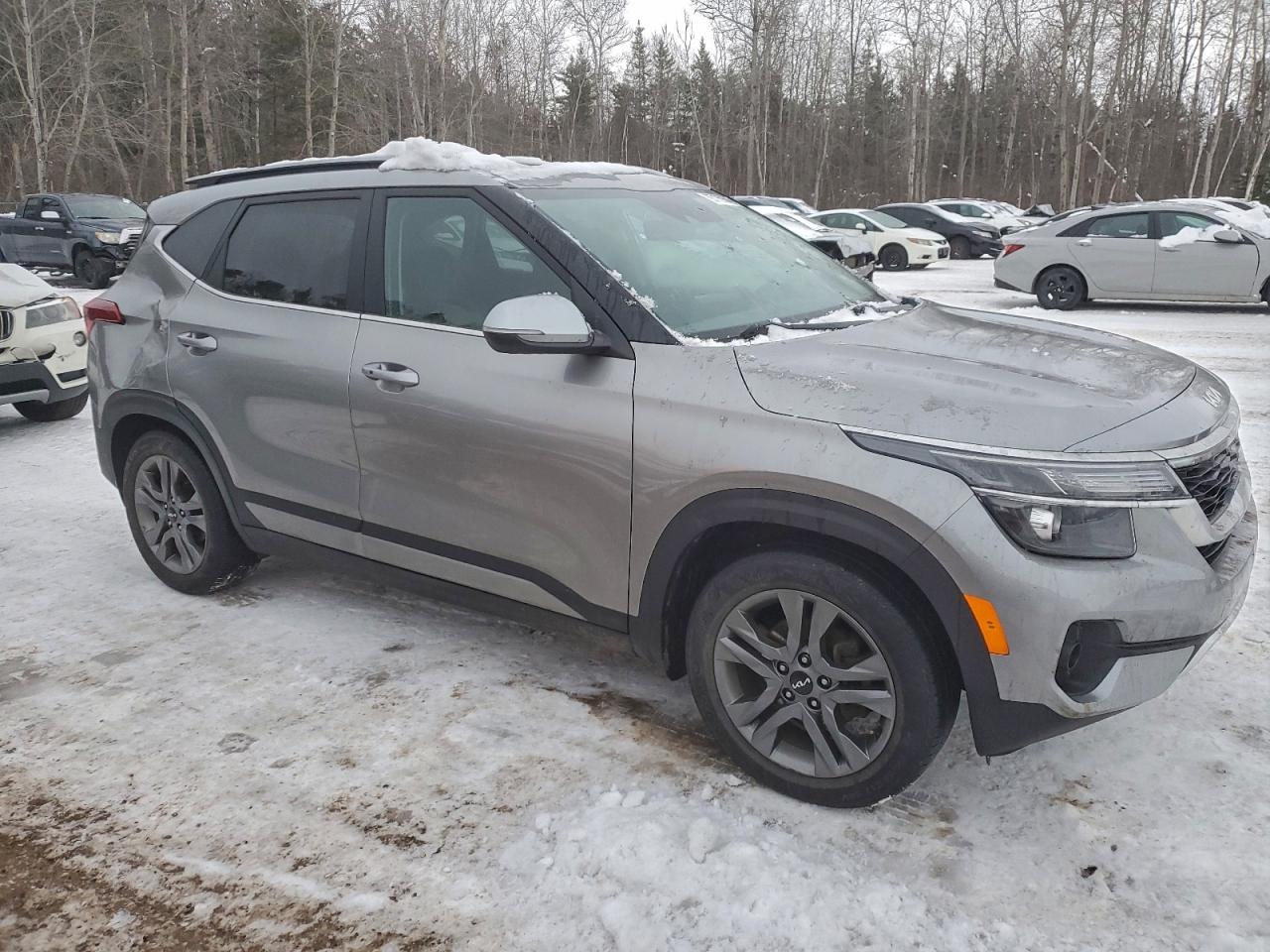2023 KIA SELTOS S photo 4