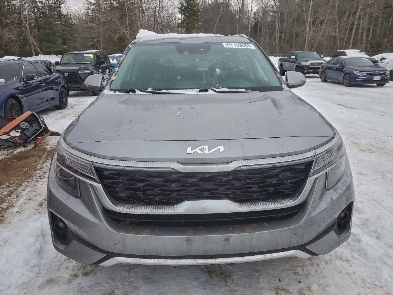 2023 KIA SELTOS S photo 5