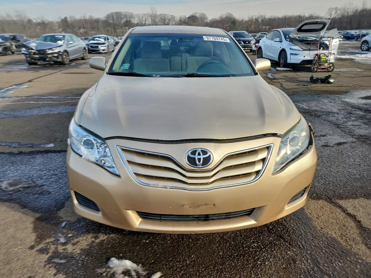 2011 TOYOTA CAMRY BASE photo 5