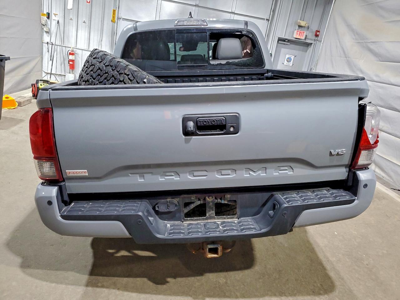 2019 TOYOTA TACOMA DOUBLE CAB photo 6