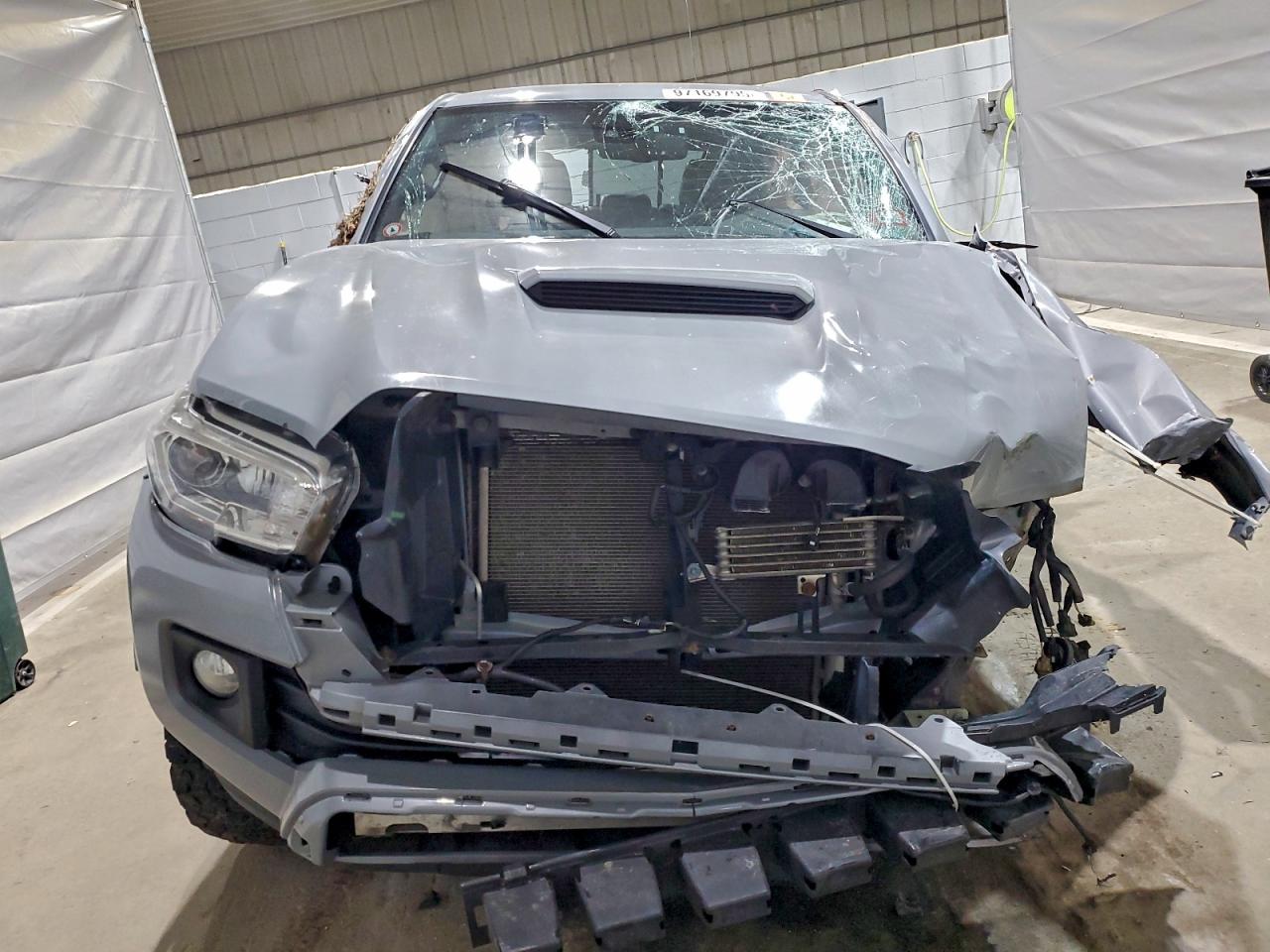 2019 TOYOTA TACOMA DOUBLE CAB photo 5