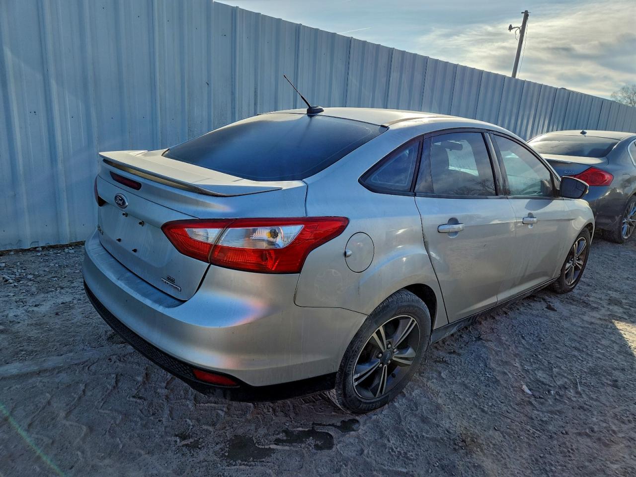 2014 FORD FOCUS SE photo 3