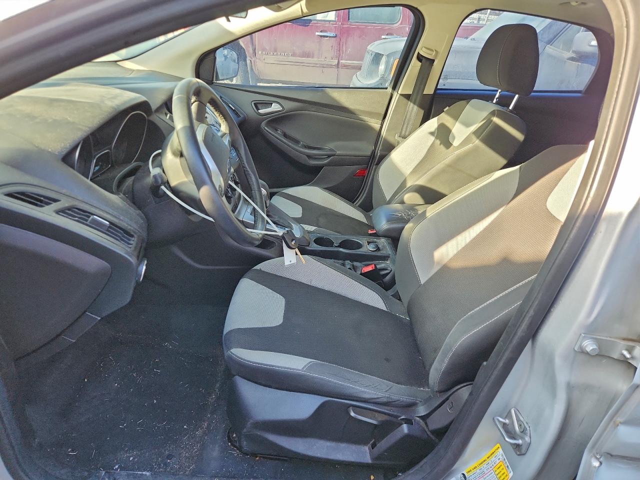 2014 FORD FOCUS SE photo 7