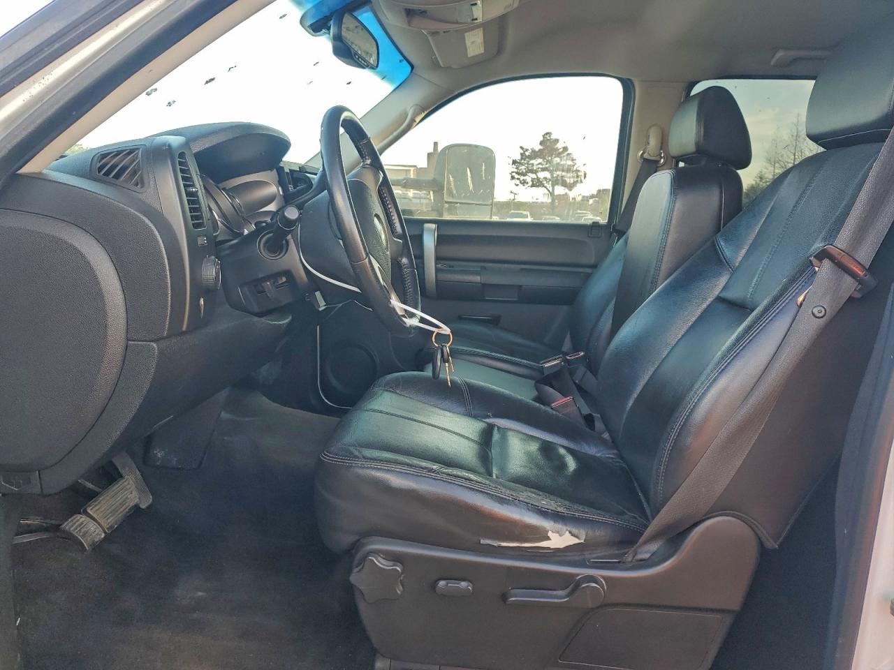 2009 CHEVROLET SILVERADO C1500 LT photo 7