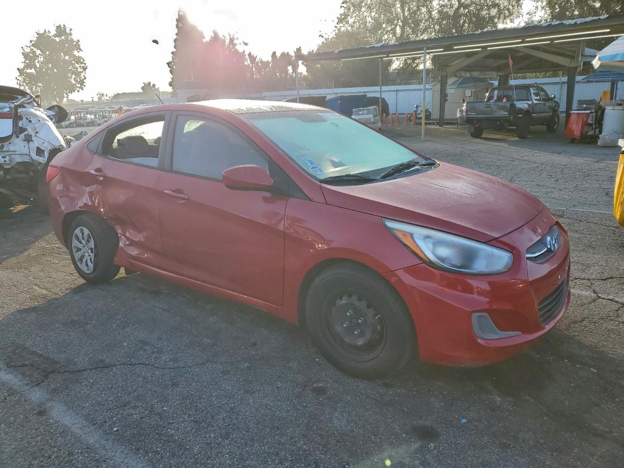 2017 HYUNDAI ACCENT SE photo 4