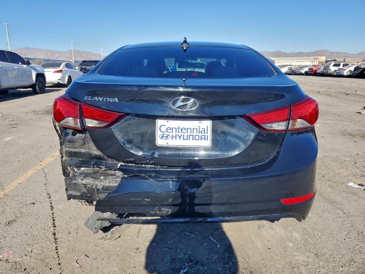 2016 HYUNDAI ELANTRA SE photo 6