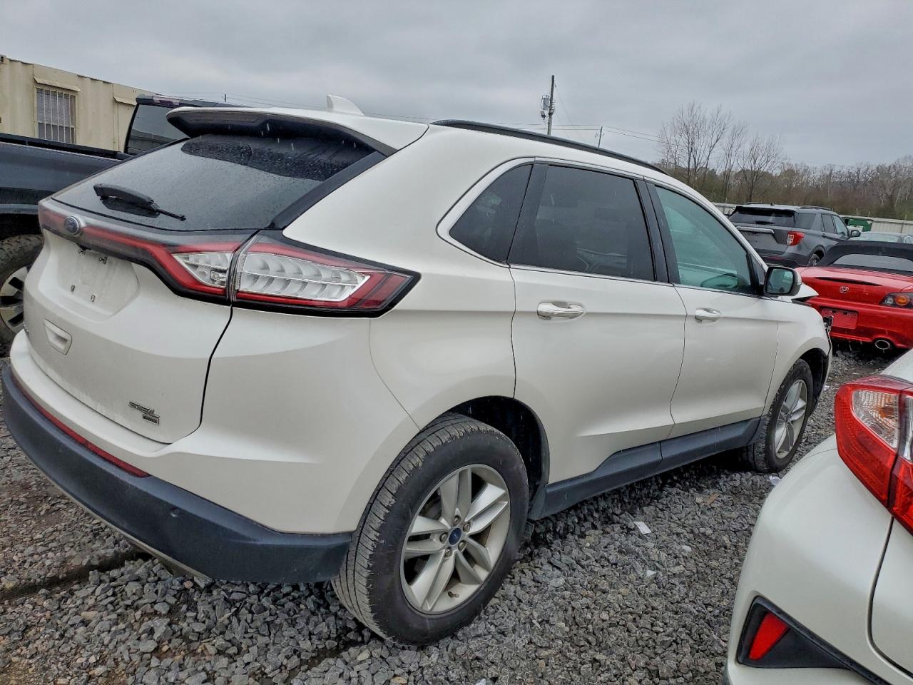 2015 FORD EDGE SEL photo 3