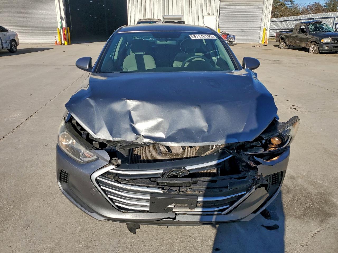 2017 HYUNDAI ELANTRA SE photo 5