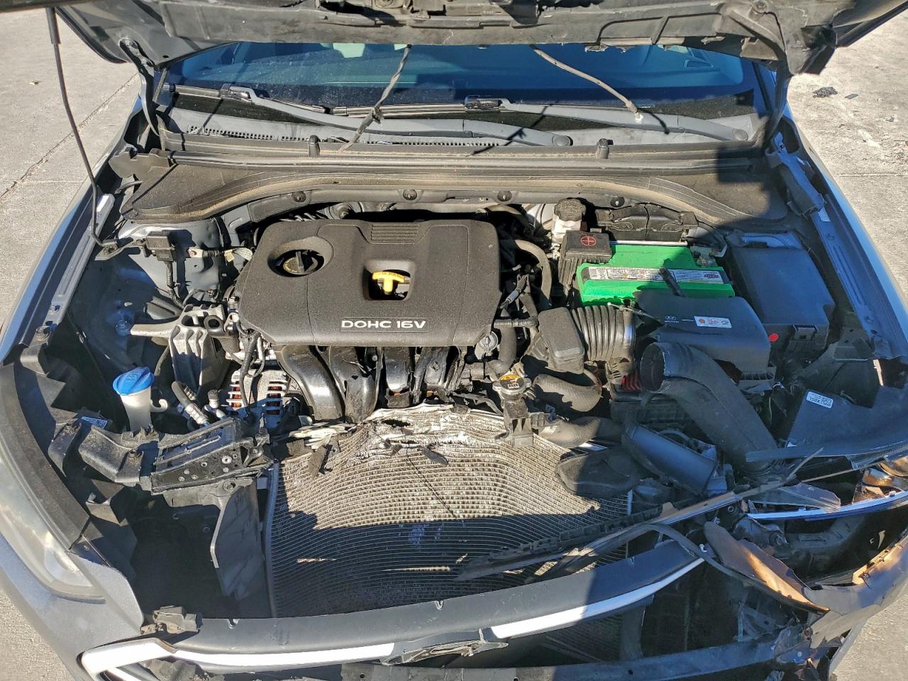 2017 HYUNDAI ELANTRA SE photo 11
