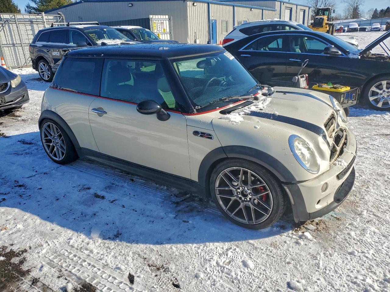 2005 MINI COOPER S photo 4