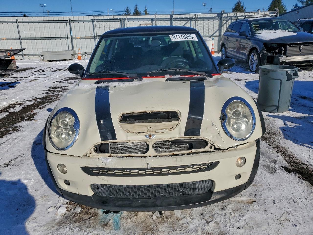 2005 MINI COOPER S photo 5