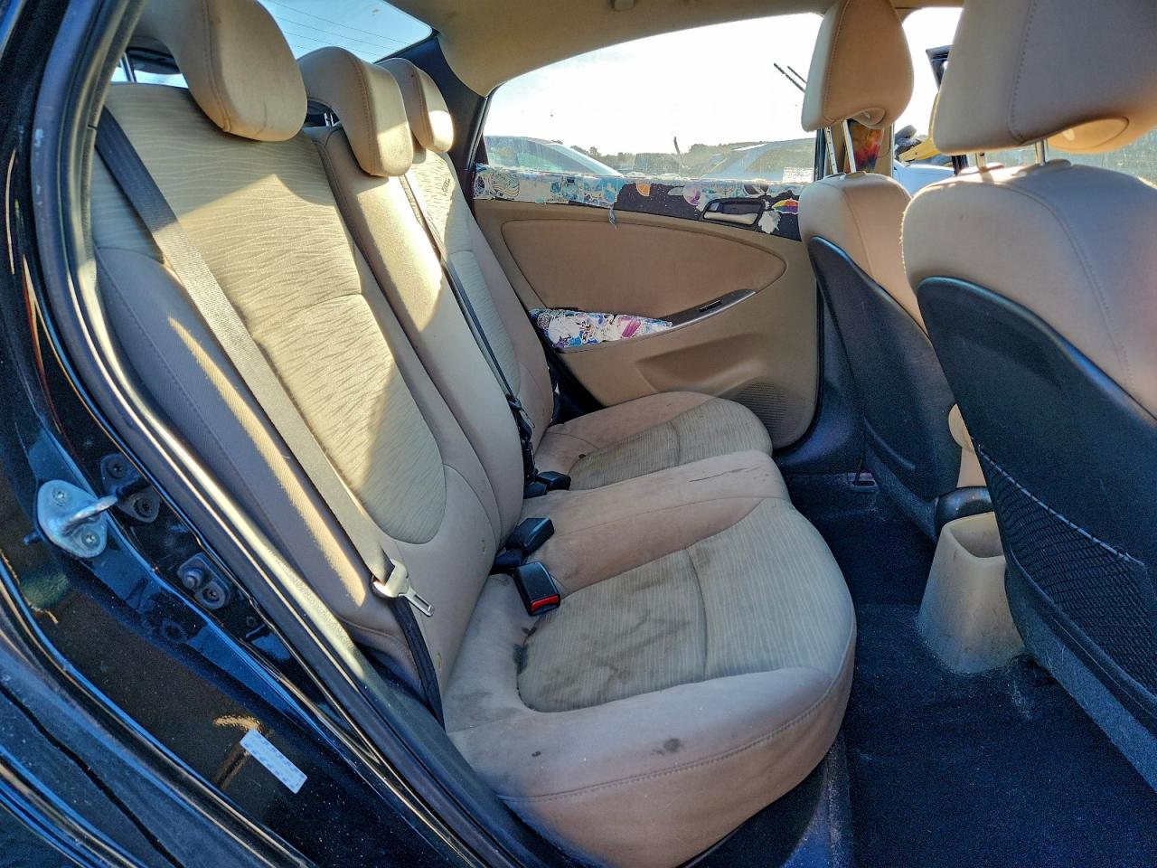 2016 HYUNDAI ACCENT SE photo 10