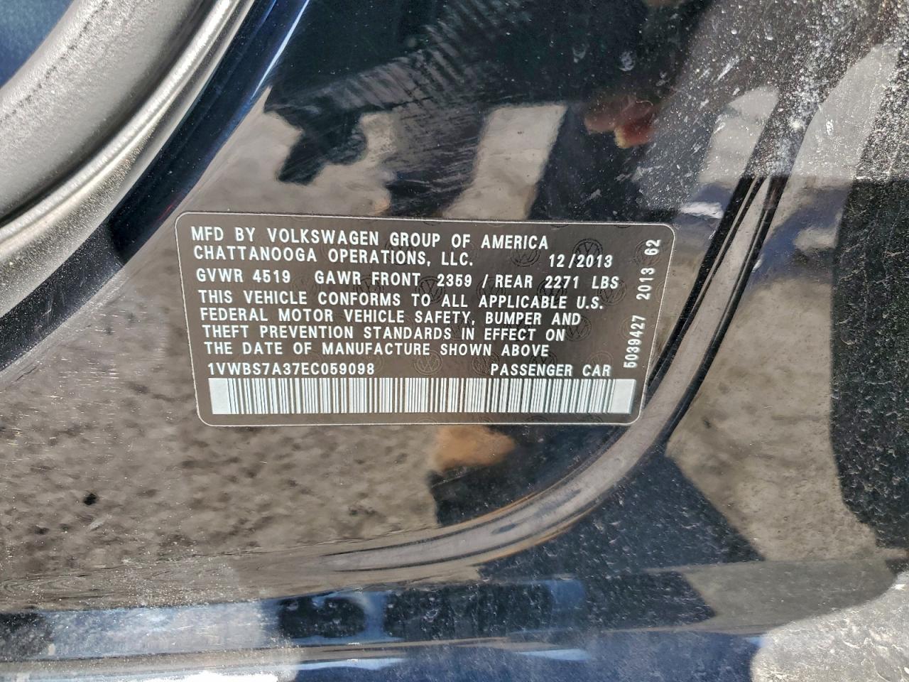 2014 VOLKSWAGEN PASSAT SE photo 12