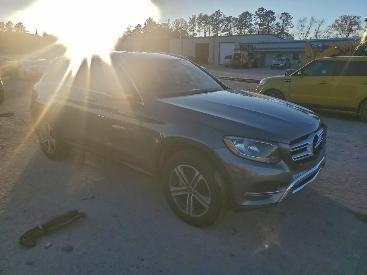 2018 MERCEDES-BENZ GLC 300 photo 4