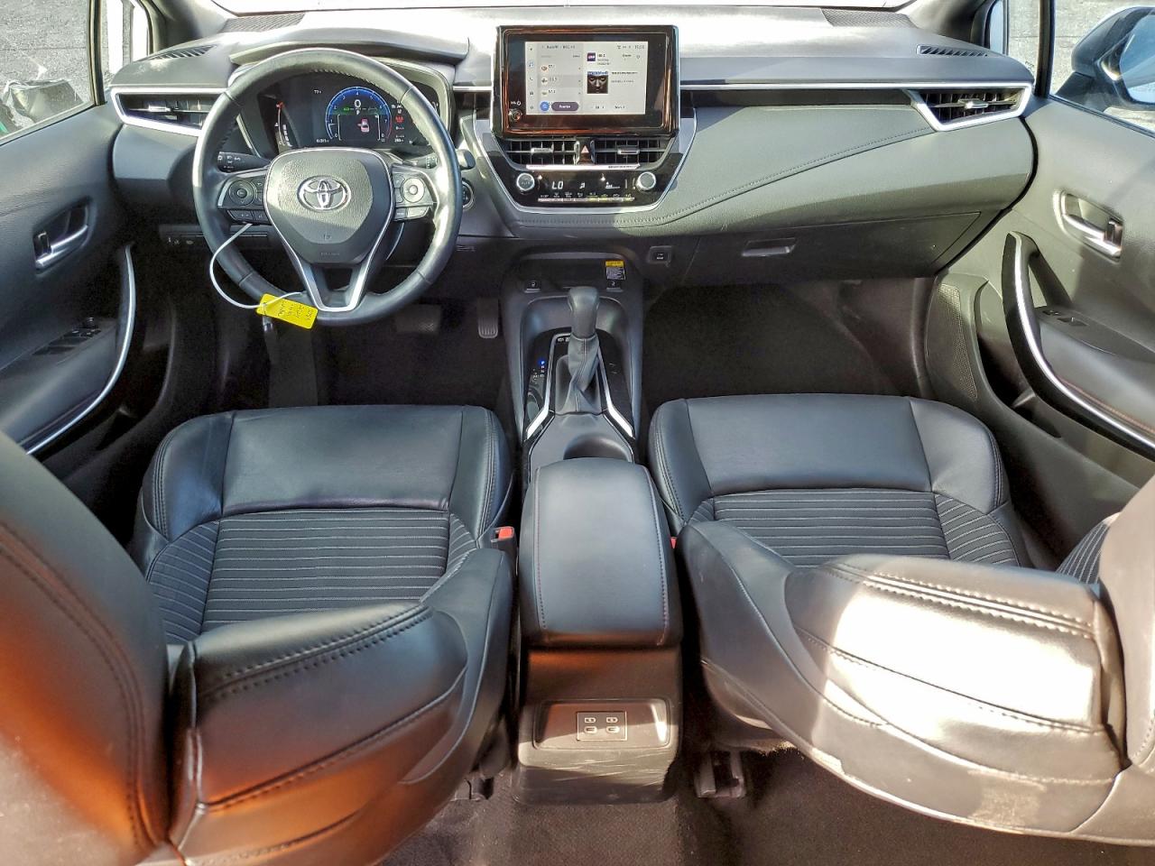 2024 TOYOTA COROLLA XSE photo 8