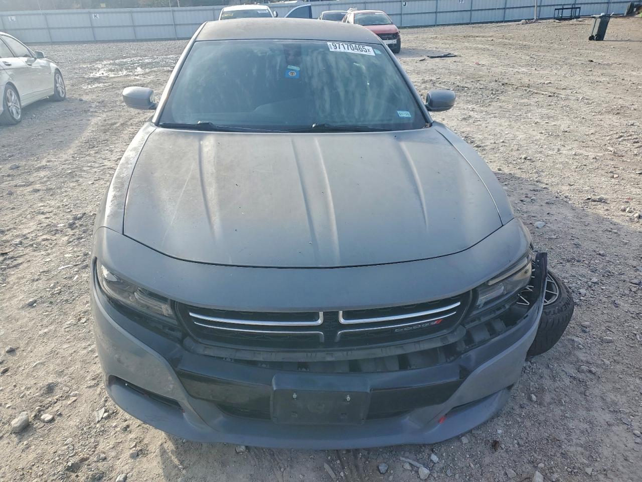 2017 DODGE CHARGER SE photo 5