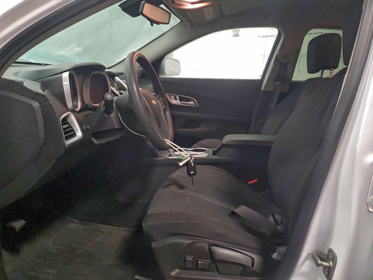 2017 CHEVROLET EQUINOX LS photo 7