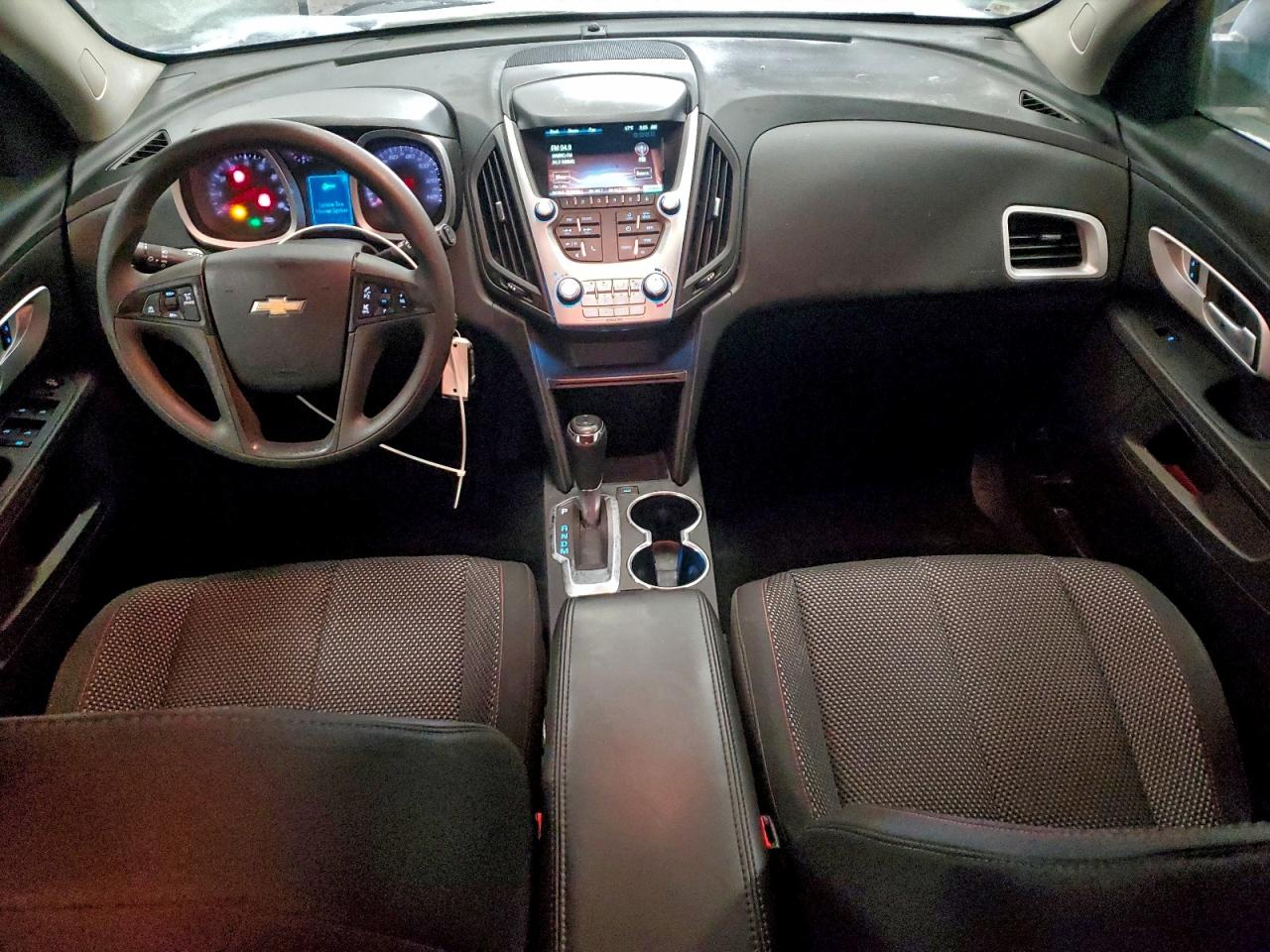 2017 CHEVROLET EQUINOX LS photo 8