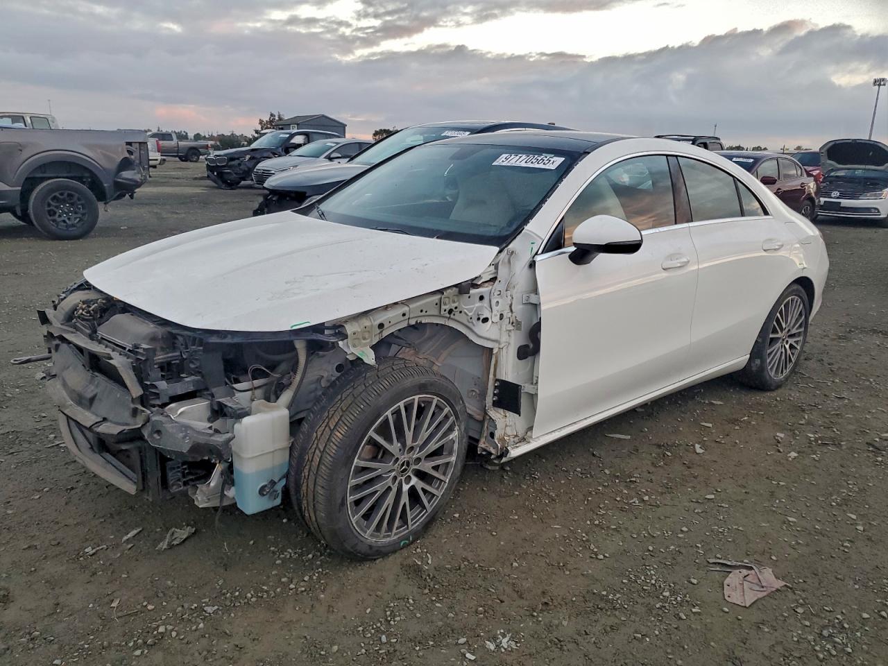 2020 MERCEDES-BENZ CLA