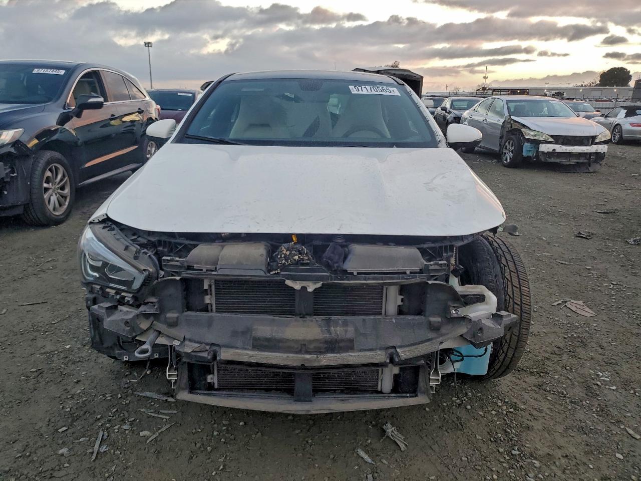 2020 MERCEDES-BENZ CLA 250 photo 5