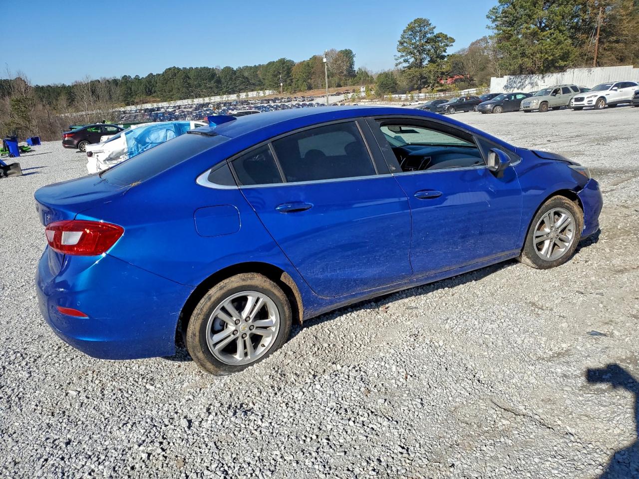 2017 CHEVROLET CRUZE LT photo 3