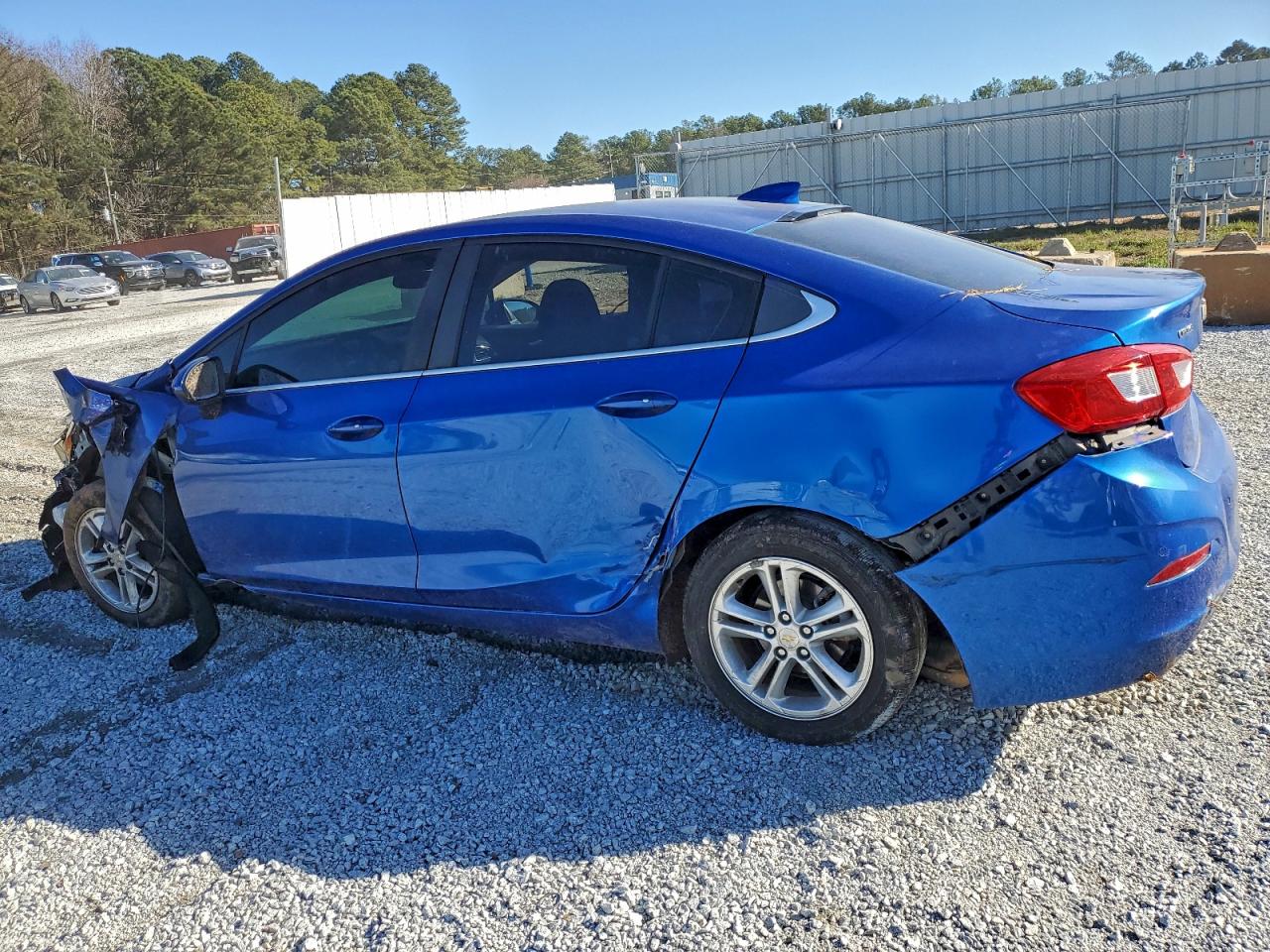 2017 CHEVROLET CRUZE LT photo 2