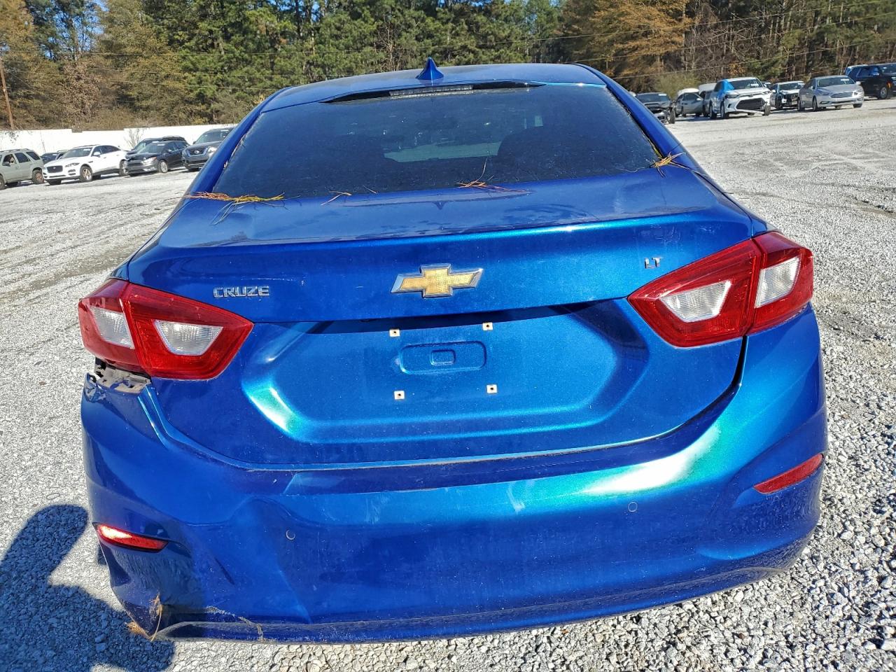 2017 CHEVROLET CRUZE LT photo 6
