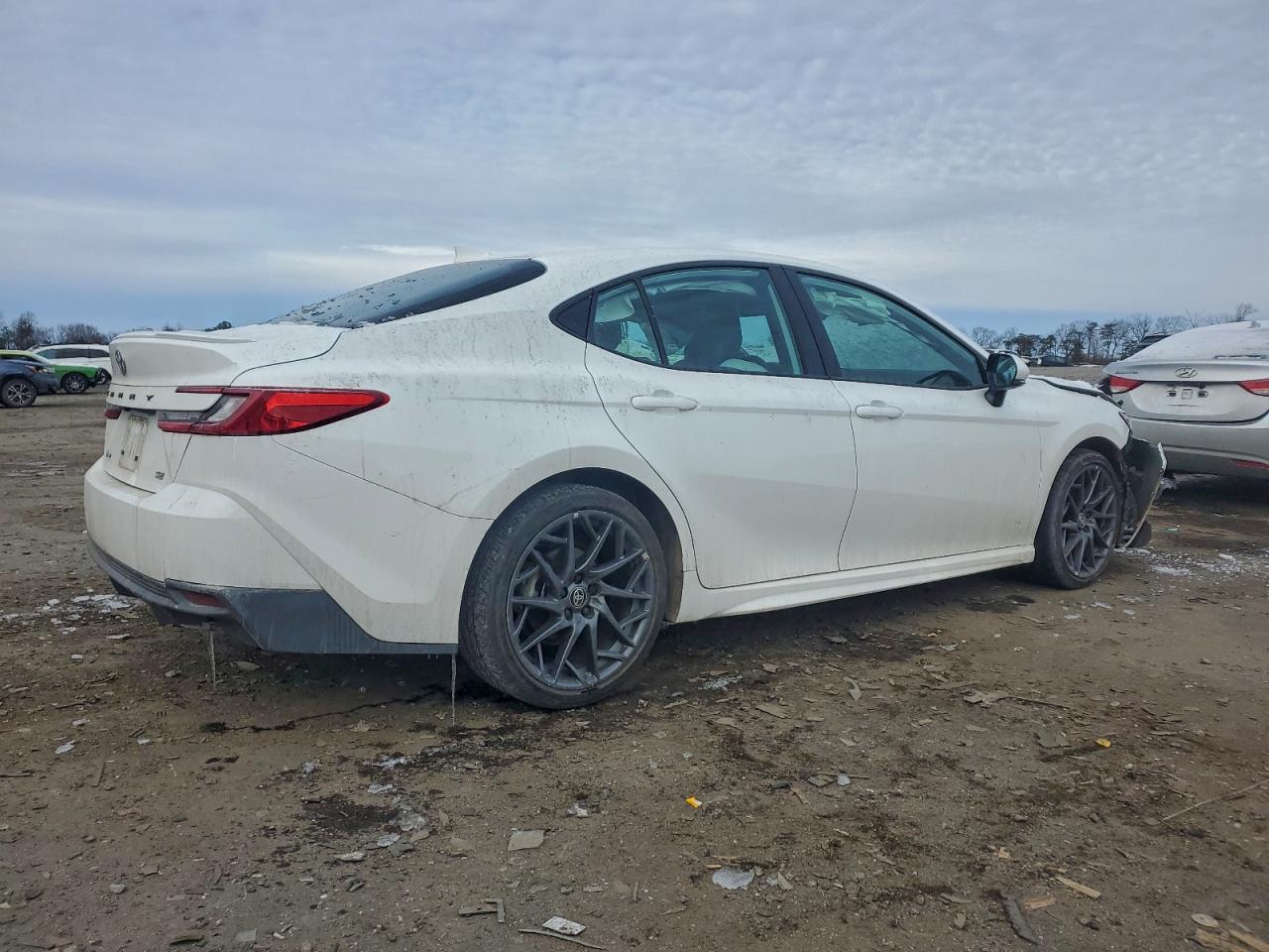 2025 TOYOTA CAMRY XSE photo 3