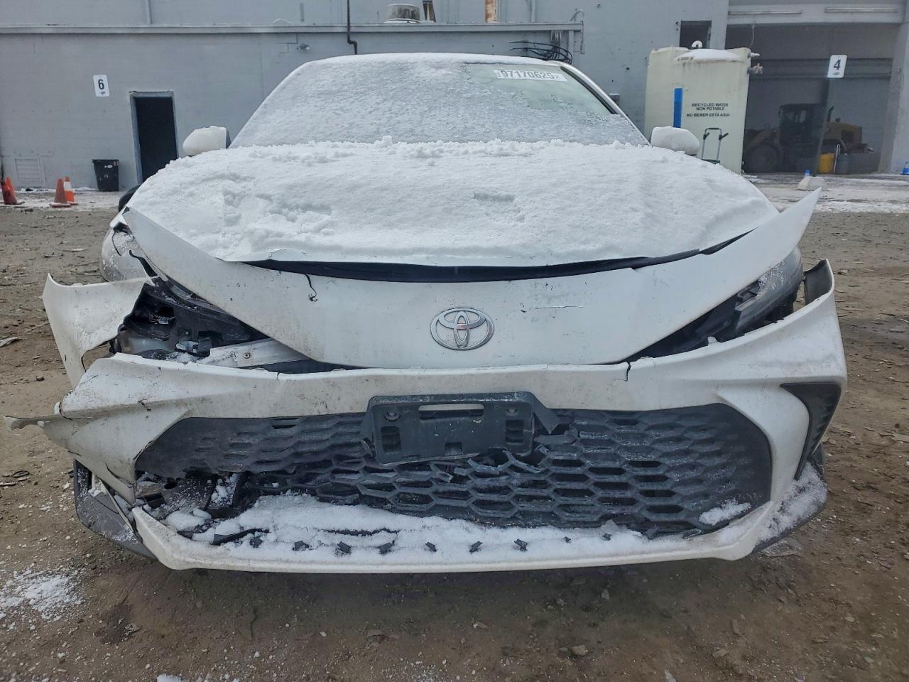 2025 TOYOTA CAMRY XSE photo 5
