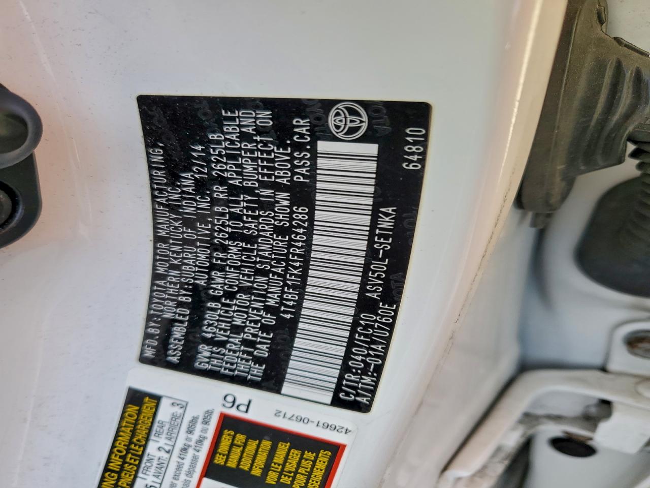 2015 TOYOTA CAMRY LE photo 12