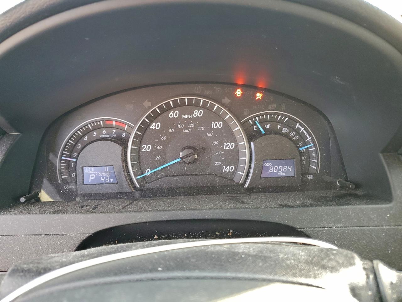 2015 TOYOTA CAMRY LE photo 9
