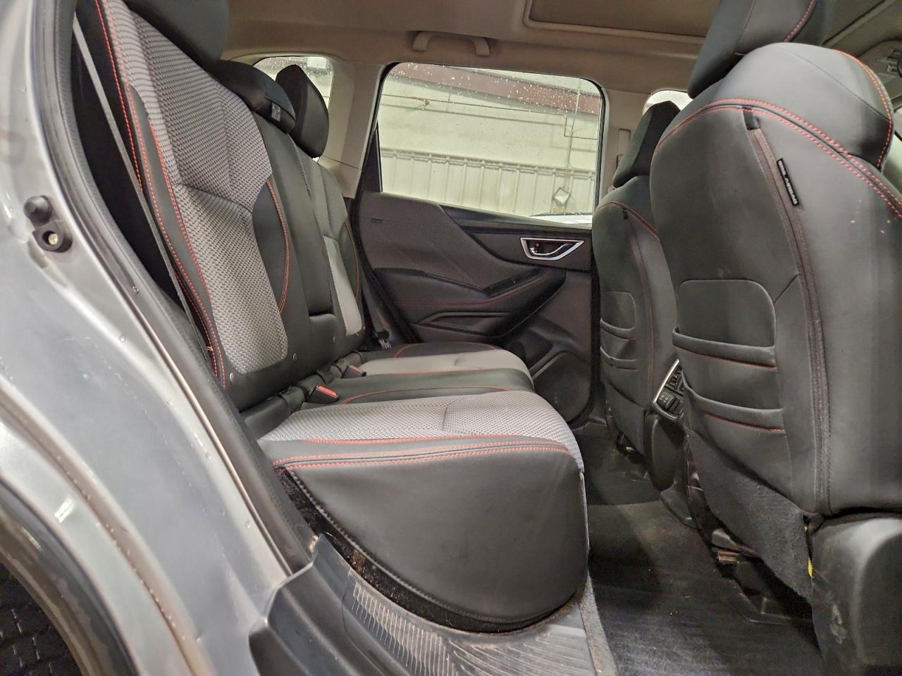 2019 SUBARU FORESTER SPORT photo 11